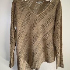 Dana Buchman Tan V-Neck Sweater with Ribbed Knit